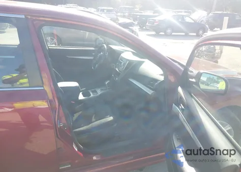 2011 Subaru Legacy 2.5I Premium из США, поврежденный, VIN 4S3BMBC66B3227316